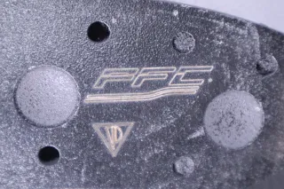 Porsche 991 PFC Bremsbelagsatz vorn 9913519428A Gebraucht sehr guter Zustand - Bild 3
