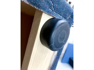DRISAG Ply Zugbank in blau Akustikmöbel hohe Rückenlehne  8-Sitzer Steckdosen - Bild 2