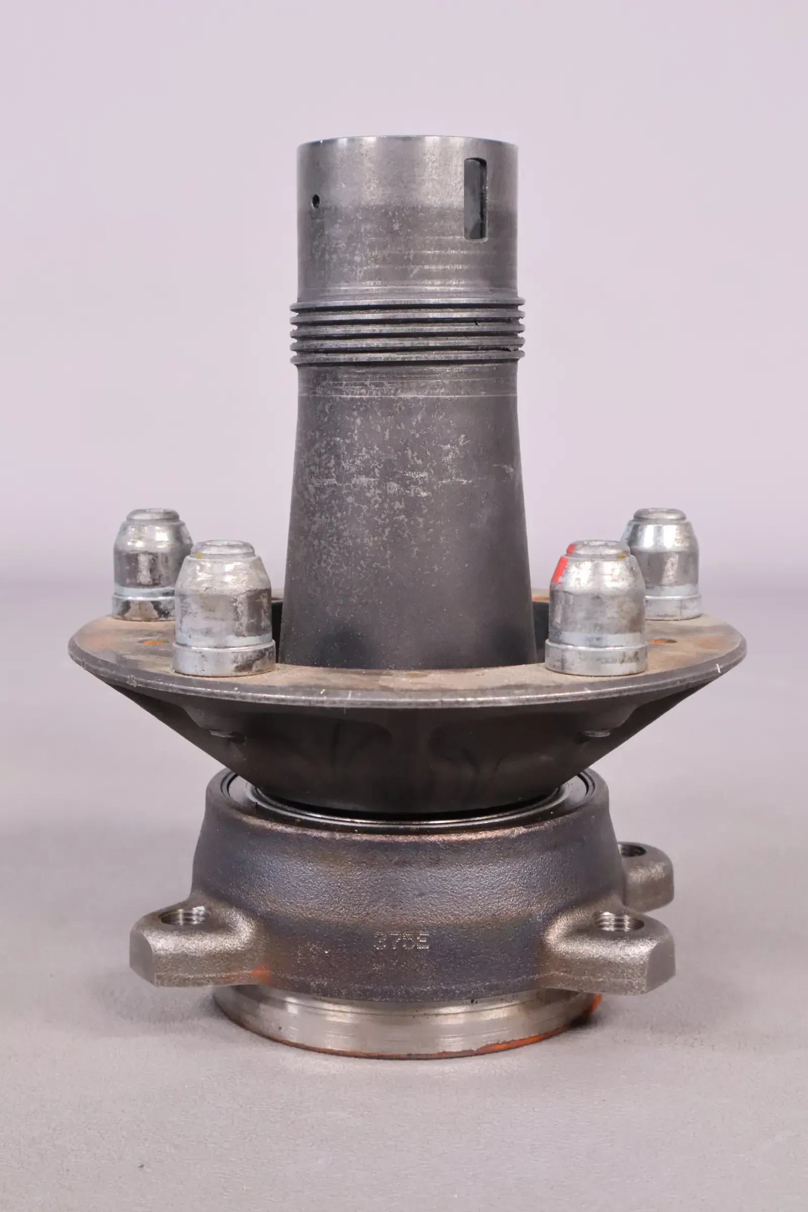 Porsche 991 911.2 GT3 Cup Radnabe vorn links 9913316078C gebraucht - Bild 1