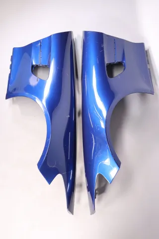 Mercedes-AMG GTR Kotflügel links rechts A1908803101 A1908803201 NEU - Bild 2