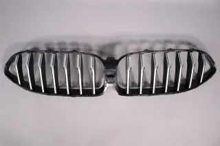 BMW 8 G15 Kühlergrill Frontgrill 7449420 Gebrauchter Zustand mit Kratzern - Bild 2