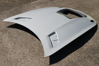 Mercedes-AMG GT4 Motorhaube Carbon 525131080.000.03 Gebraucht - Bild 4