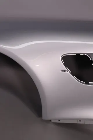 Mercedes-AMG GT4 Kotflügel links silber lackiert Carbon A1908816900 A1908808501 NEU Lagerspuren - Bild 3