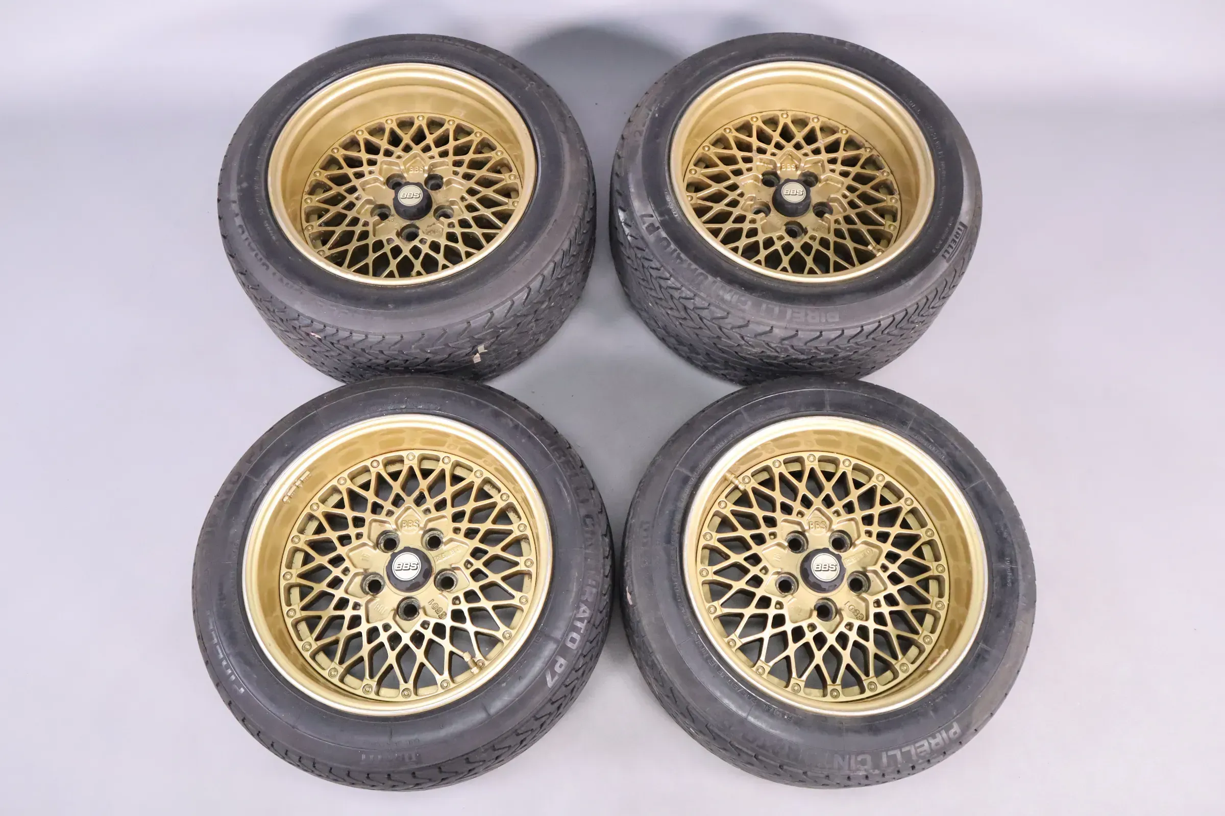 FERRARI 308 15“Felgen gold Magnesium BBS 108 18 26/80 E50.1 + 0250057 /81 - Bild 1
