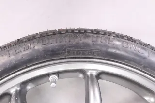 Ferrari Notrad 3,5x19“ ET7 anthrazit Pirelli 115/70 R19 95M NEU - Bild 11
