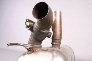 Ferrari 458 Italia Endschalldämpfer links Teilenummer 263065 Gebraucht - Bild 7