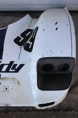 PORSCHE 962 Frontstoßstange GREDDY #99  Zustand gebraucht/gebrochen Gruppe C IMSA Le Mans - Bild 4