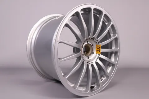Audi R8R LMP Felge Hinterachse 13x18 neuwertig selten OZ Jahr 1999 Le Mans