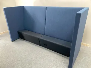 DRISAG Ply Zugbank in blau Akustikmöbel hohe Rückenlehne  8-Sitzer Steckdosen - Bild 7