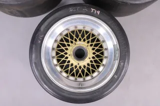 PORSCHE 956 962 BBS Komplettradsatz 95636102200 95636102400 mit Yokohama - Bild 9