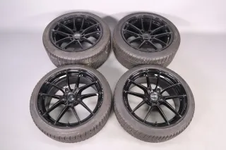 Porsche 997 OZ Racing Leggera HLT Gloss Black 19“ 8,5 und 10x19“ Räder - Bild 1