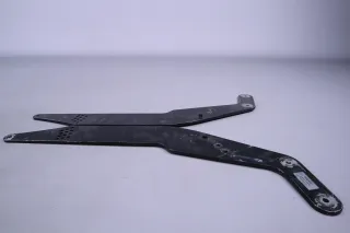 Audi R8 LMS Heckflügel-Stützhalter 42A827723M Hans Götz Engineering 2012 gebraucht - Bild 6