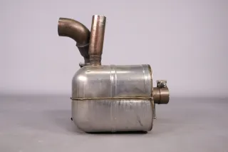 Ferrari 458 Italia Endschalldämpfer links Teilenummer 263065 Gebraucht - Bild 4