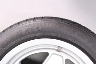 FERRARI 849 Testarossa Radsatz 7x16“+10x16“ 134685 134676 mit BFGoodrich - Bild 4