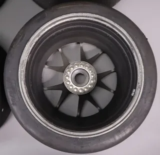 PORSCHE 991 992 GT3 CUP 18“ Komplettradsatz Michelin Slicks 9F1601017 9F1601075 gebraucht - Bild 5