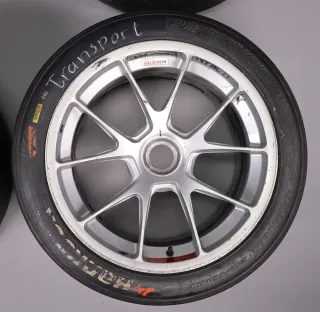 PORSCHE 991 GT3 CUP Felgensatz 10.5x18“ET28 12x18“ET53 9913621318A 9913621518A - Bild 2