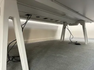 VITRA Joyn Arbeitsinsel Bürotisch weiß Stromanschluss Lampe L:360 B:180 H:74cm - Bild 5