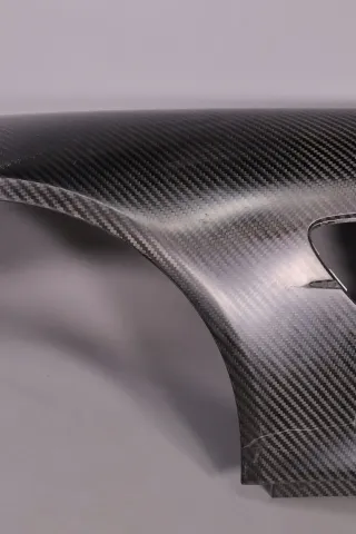 Mercedes-AMG GT4 Kotflügel links Carbon A1908816900 A1908808501 NEU Lagerspuren - Bild 15