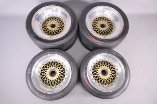 PORSCHE 956 962 BBS Komplettradsatz 95636102200 95636102400 mit Yokohama - Bild 1
