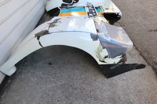 PORSCHE 962 Frontstoßstange GREDDY #99  Zustand gebraucht/gebrochen Gruppe C IMSA Le Mans - Bild 6