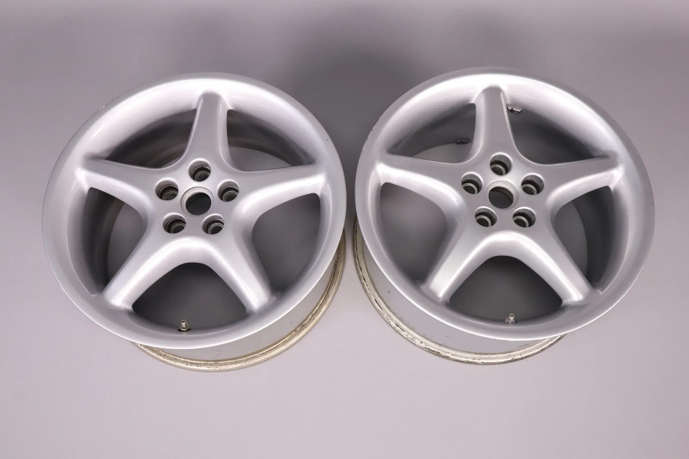 FERRARI 550 Maranello 2x 165110 8,5x18“ET43,65 SL1052 Speedline silber gebraucht - Bild 1