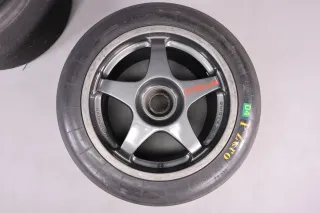 McLaren F1 GTR/F1 LM 18“Magnesiumfelgensatz OZ mit 245/645 und 325/690 Pirelli - Bild 15